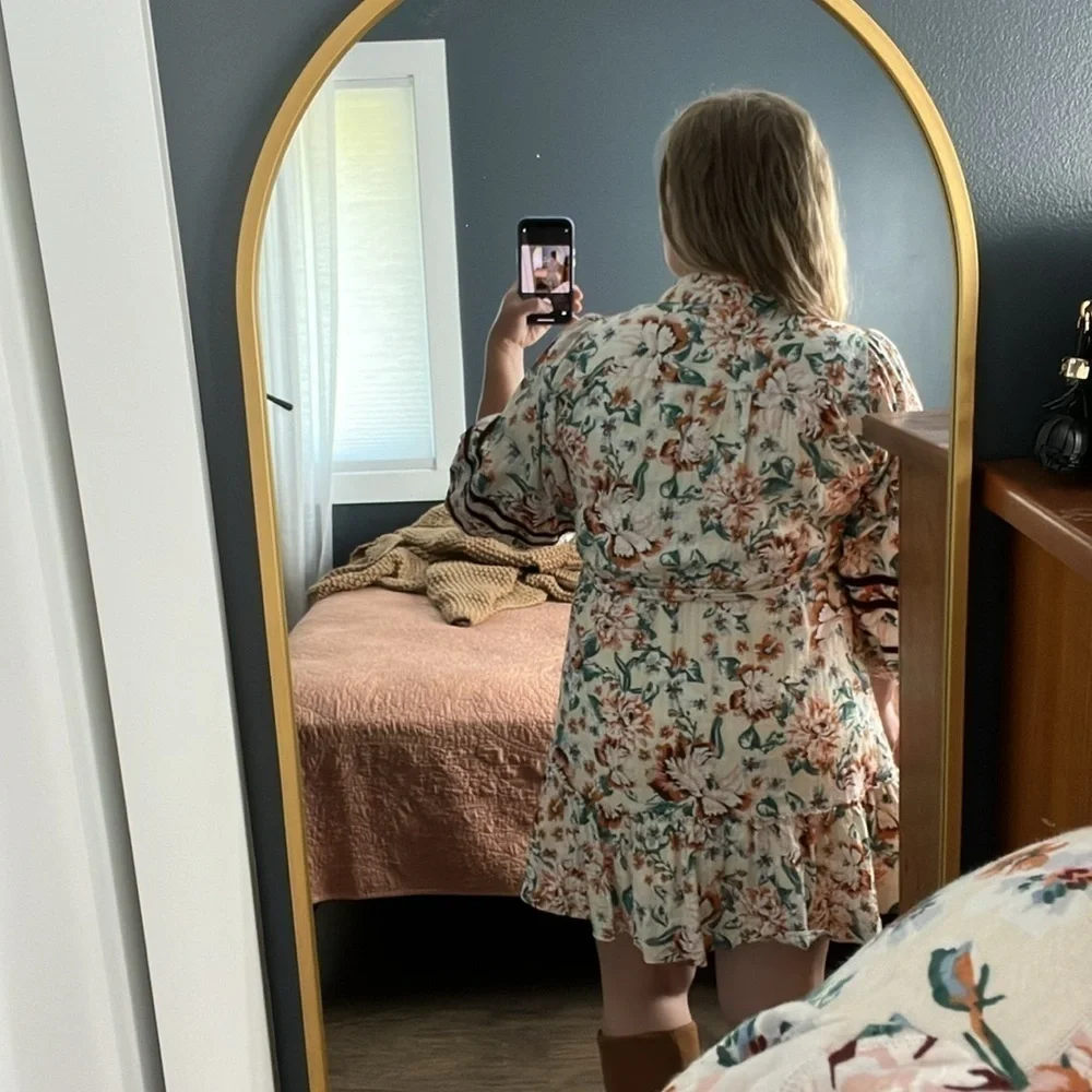 Lauren Conrad floral boho peasant ruffle hem mini dress size medium